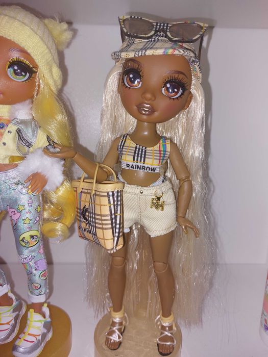Novas Bonecas Rainbow High