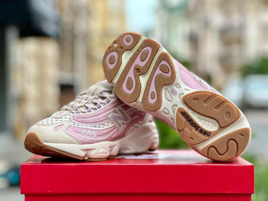 кросівки Joe Freshgoods x New Balance 1000 'Pink Mink' ретро класика