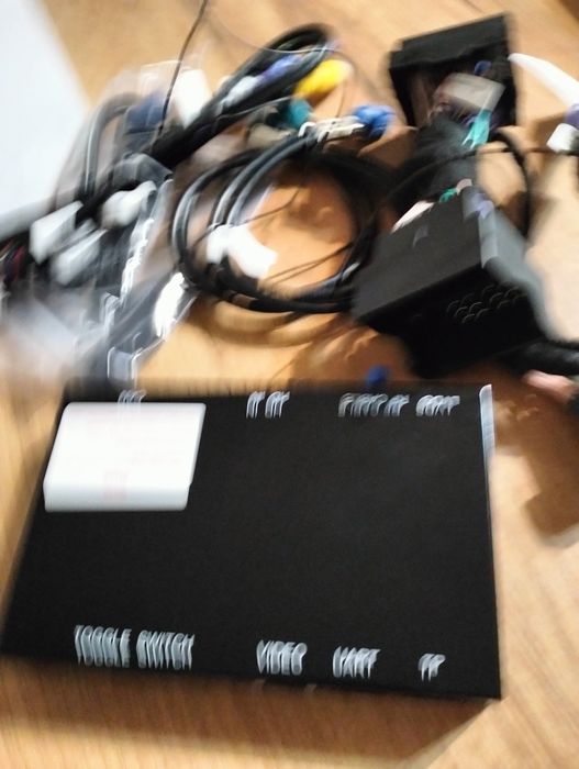 CarPlay & Android Auto – moduł Smart Multimedia Box do