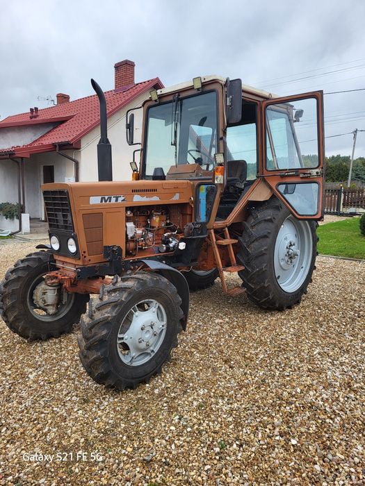 Mtz 82 z ładowaczem czolowym 1992 r.