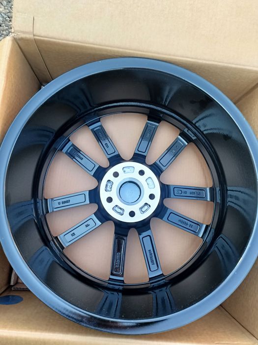 Felgi 19' Borbet 5x112 8jx19 ET44 57,1