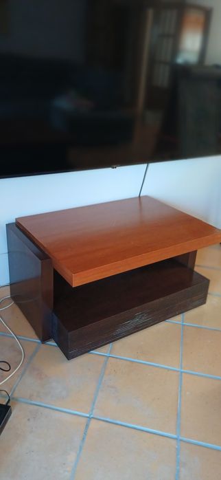 Mesa de televisão madeira