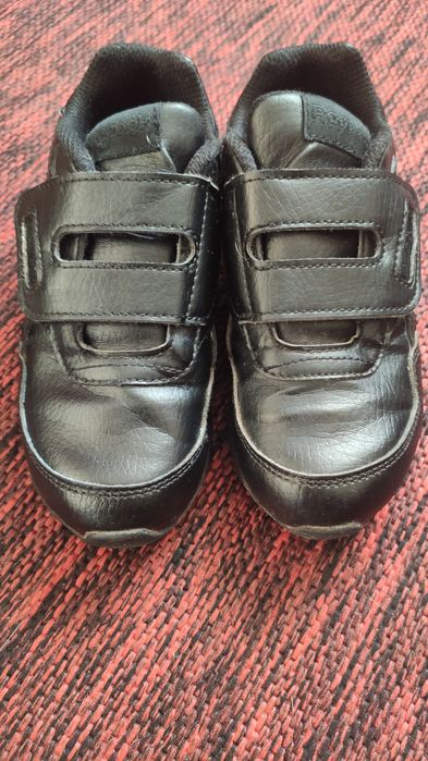 Віддам кросівки Reebok, 28розмір, на ніжку 17.5см