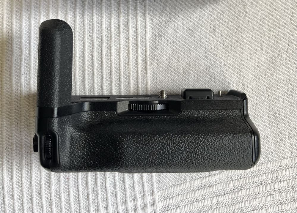 Battery Grip VG-XT3 + SmallRig Grip