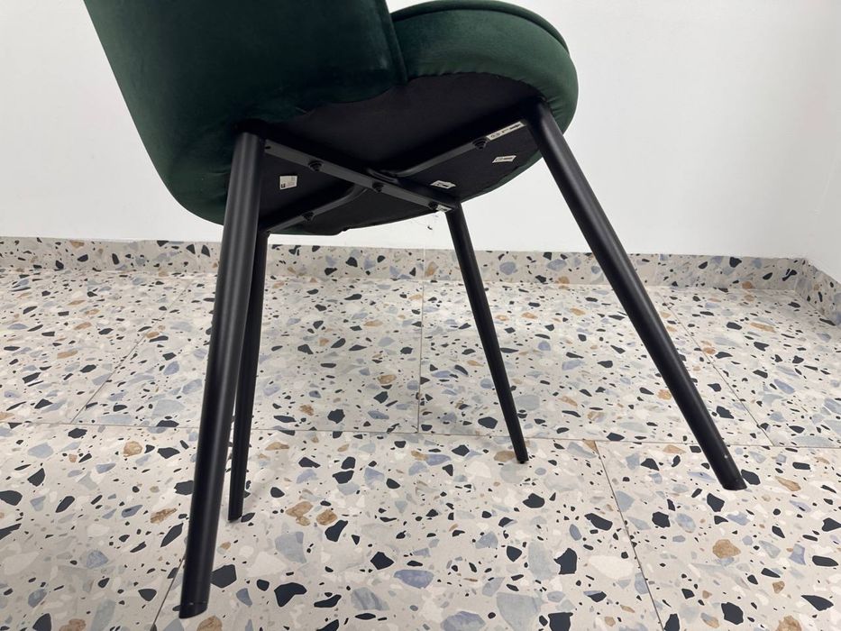 Стілець обідній RISSKOV оксамит зелений