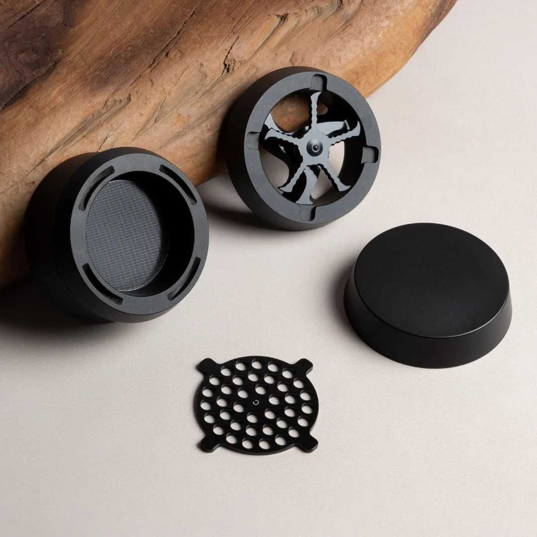 Moedor para ervas  / KLIP Grinder da HOJ novo