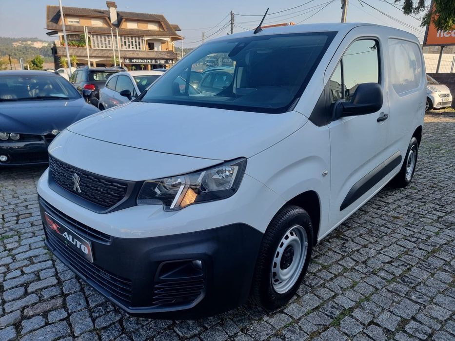 Peugeot Partner 1.5 BlueHDi Premium Standard