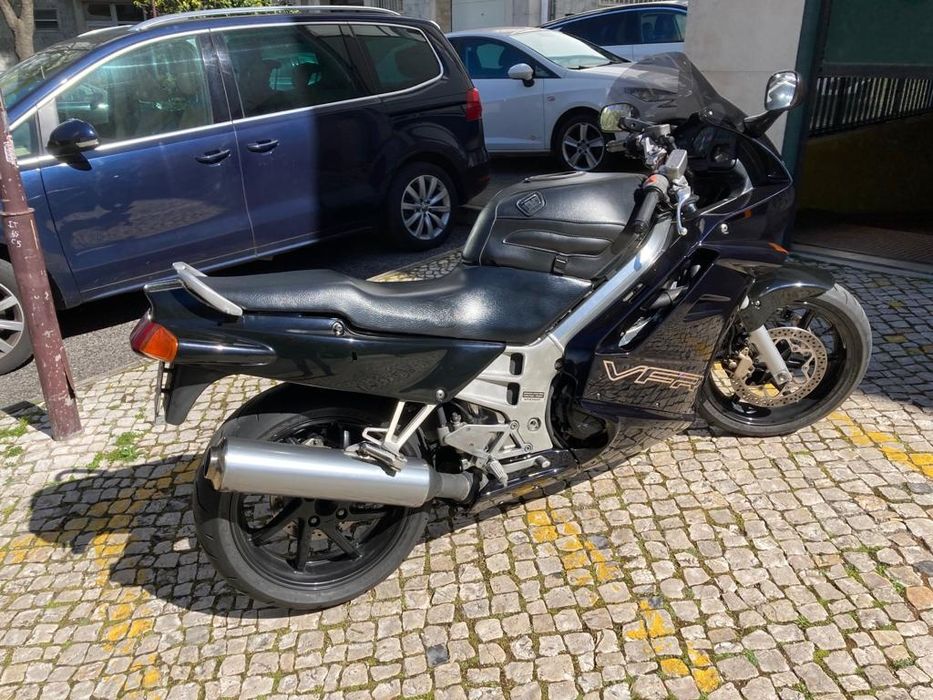 Honda VFR 750 Carart