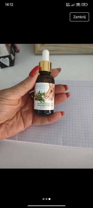 Płyn zmiękczający na wrastanie paznokci