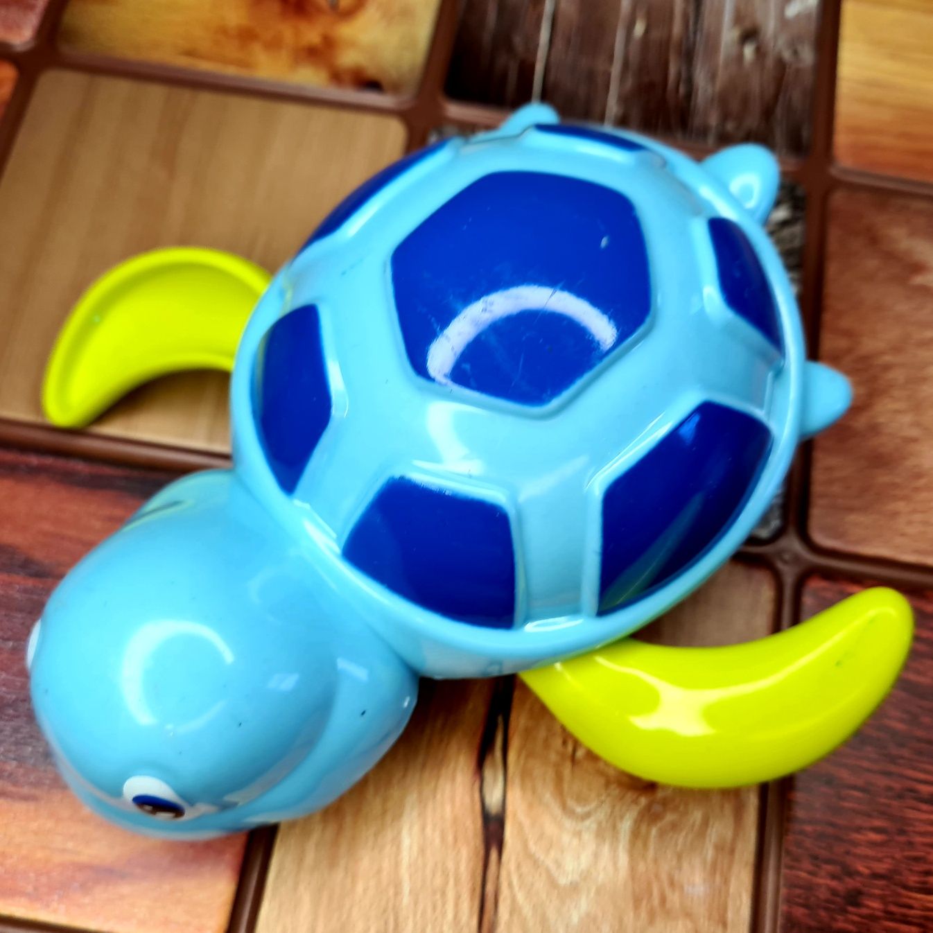 Zabawka do kąpieli nakrecany żółwik pływa pp wodzie - zabawki nowe