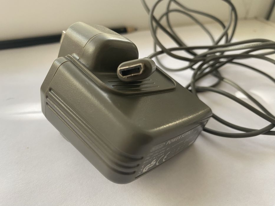 Nintendo DS зарядка