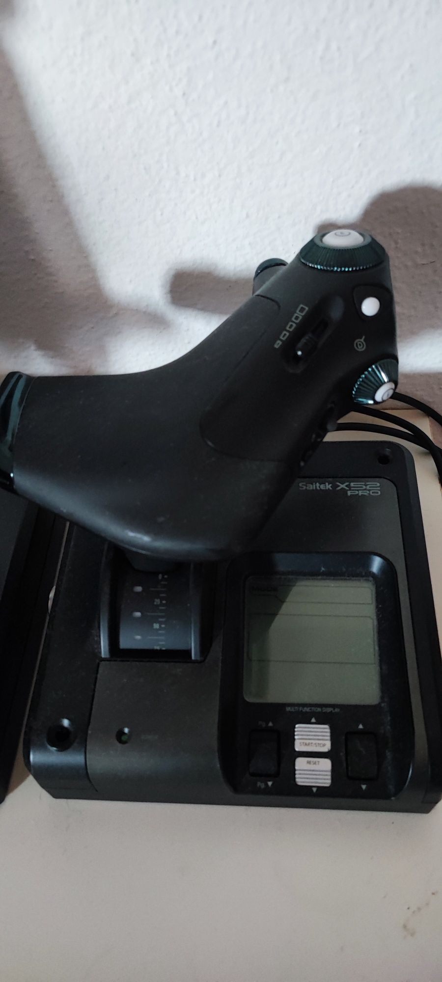Joystick Saitek x52 pro