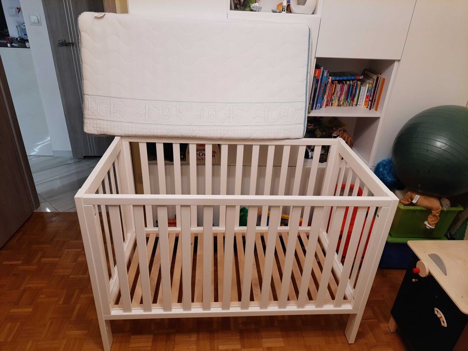 Łóżeczko troll loft 60x120 + materac Hevea krzyś + gratisy
