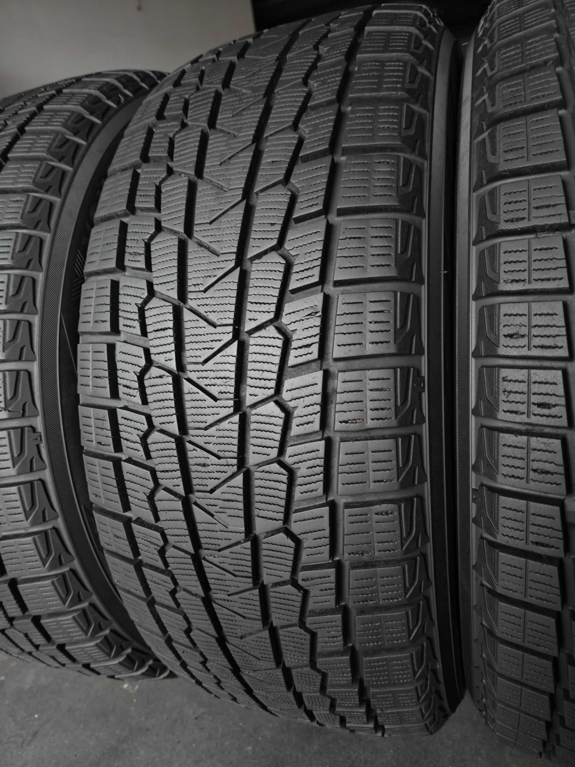 4шт. R17 225 50 шини зимові липучки Yokohama Ice Guard IG53 made Japan