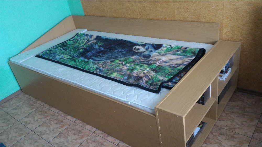 Duże łóżko 264cm x 124cm + materac dwustronny zima/lato 240cm x 120cm