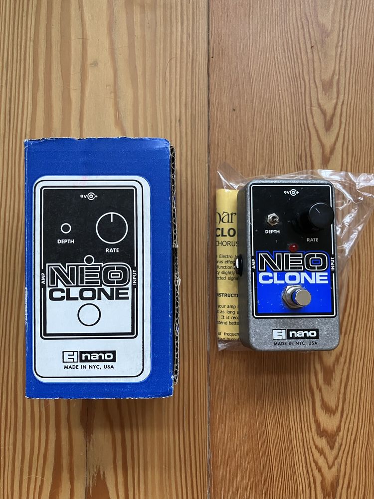 Pedal de Chorus Electro Harmonix Neo Clone