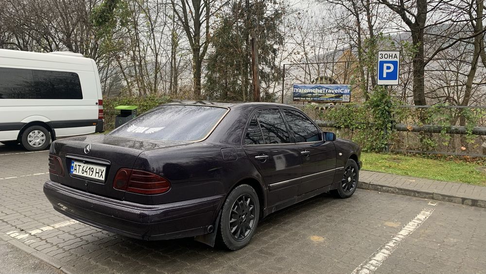 мерседес 210 в стані