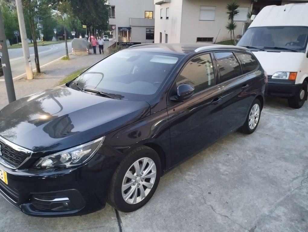 Peugeot 308 SW Preto
