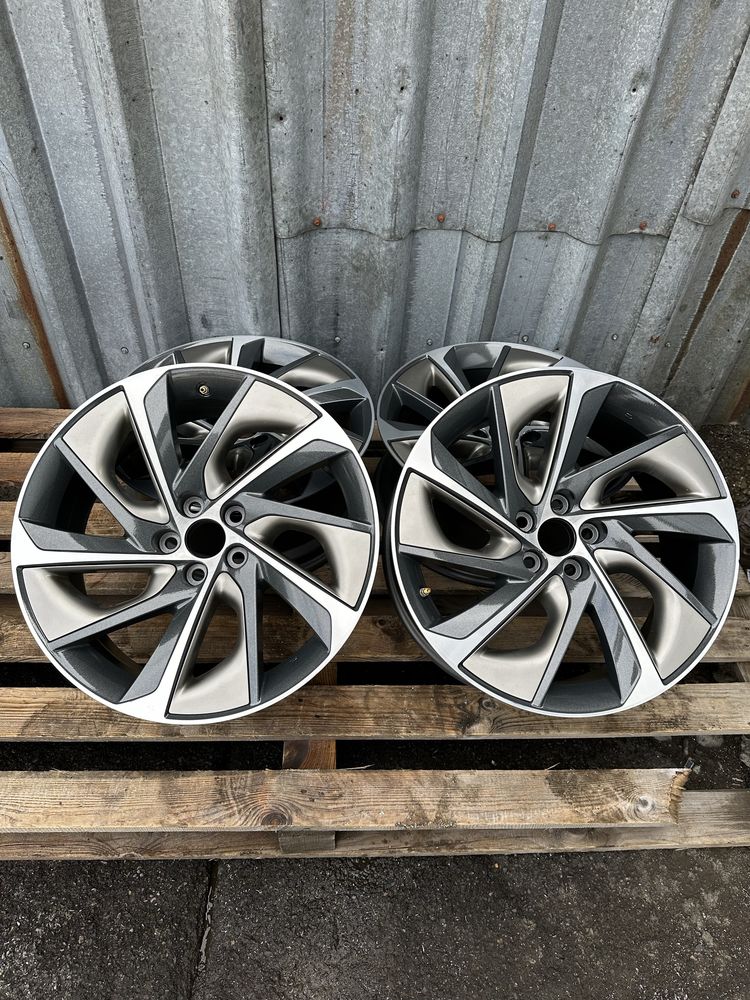 Диски 5/114.3r20 Lexus original