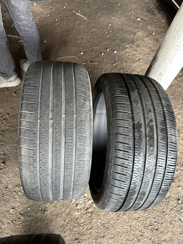 Продам Шини 245/40 R18