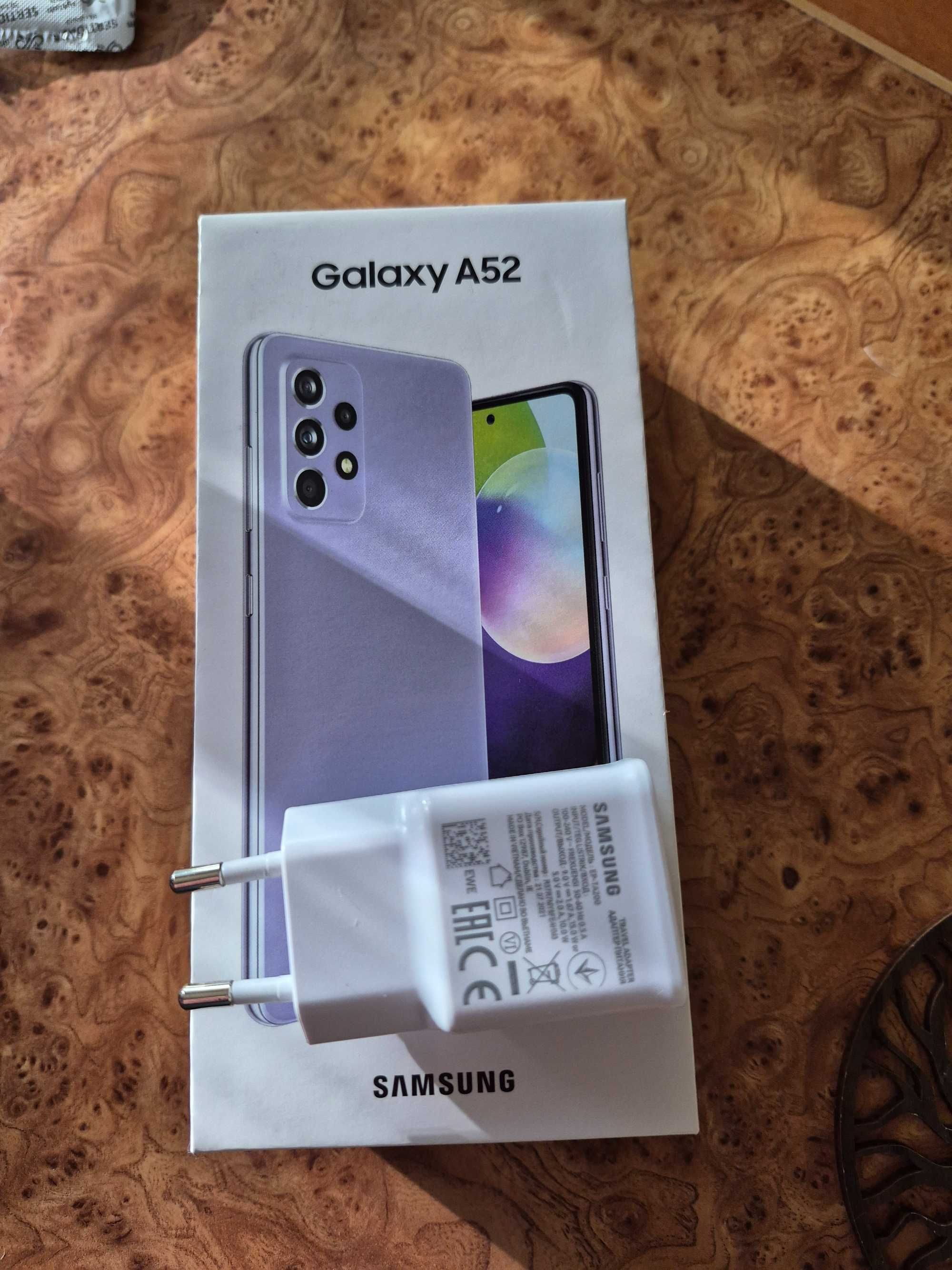 Смартфон Samsung Galaxy A52 4/128GB (SM-A525FLVDSEK) Light Violet
