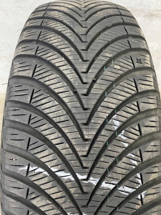 Kumho Solus 4S Ha32 215/65R17 103V M+S Nr 1019
