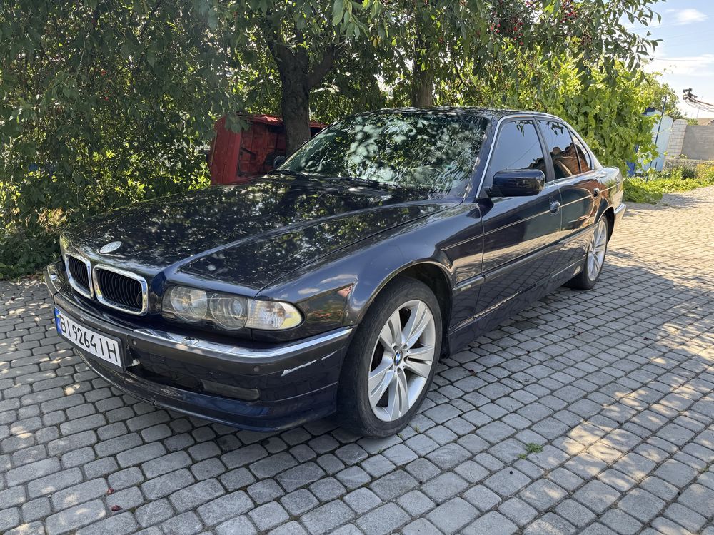 Продам BMW 7 серия