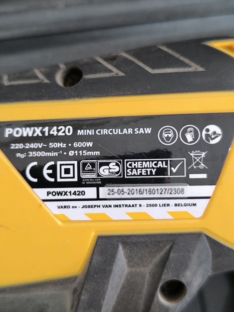 Serra circular Powerplus POWX1420