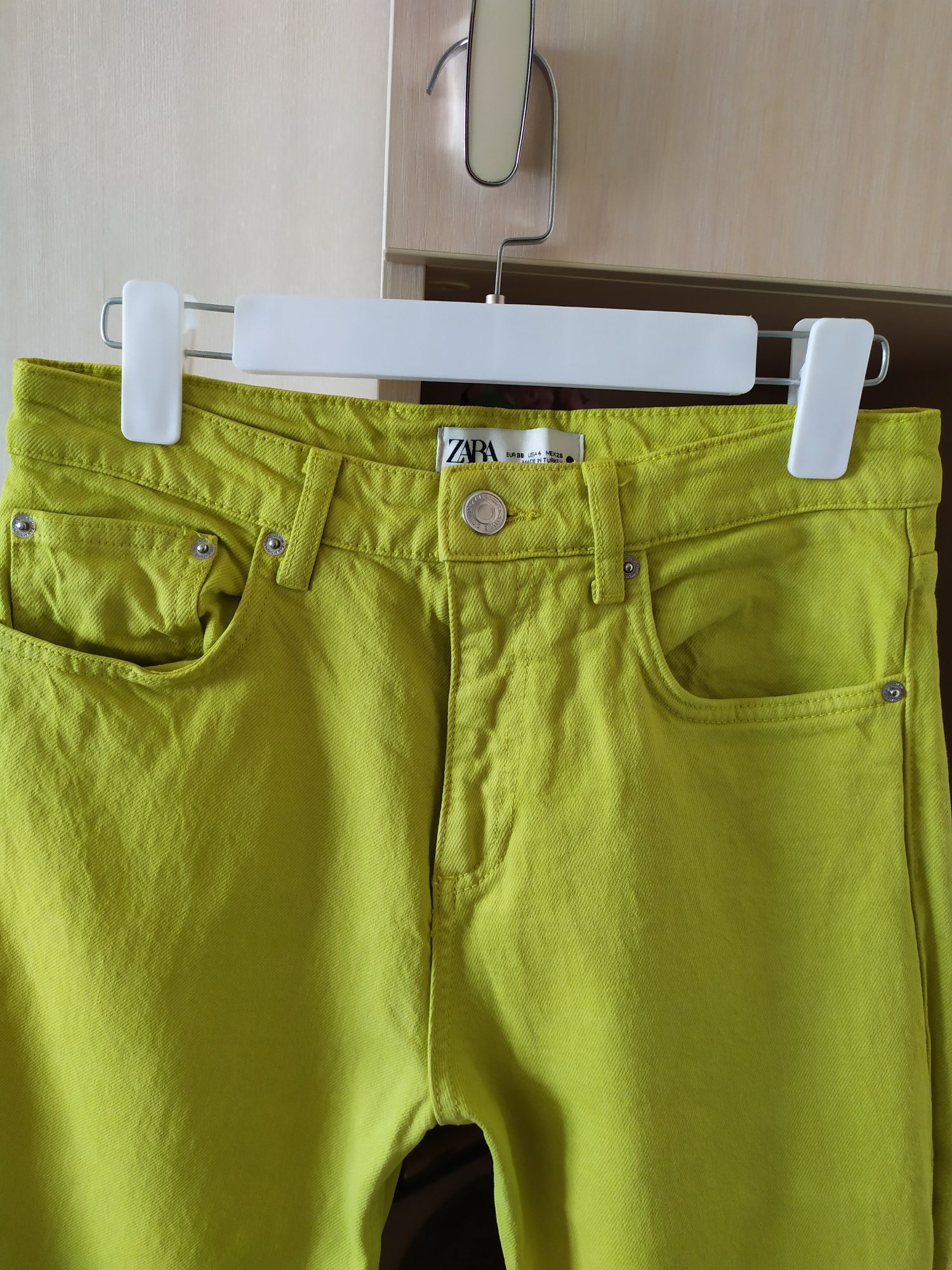 Джинсы Zara.Размер 36
