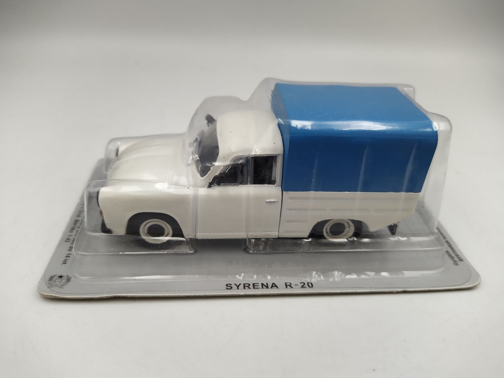 Syrena R20 deagostini kultowe auta PRL 1:43