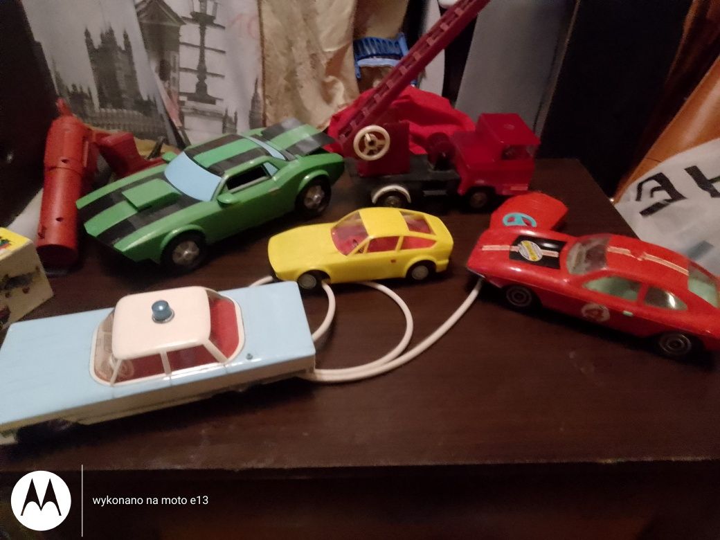 Kolekcja autek z PRL u  unikaty