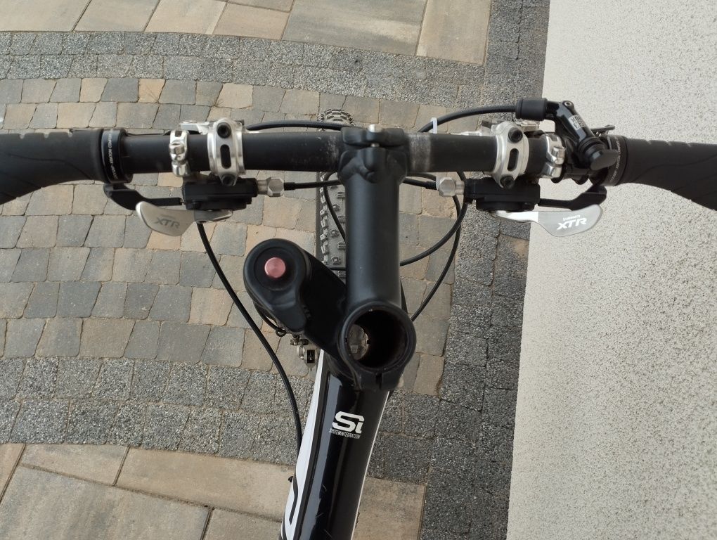 Connondale scalpel SI HM carbon 26