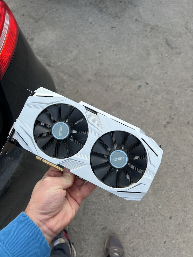 Продам відеокарту GEFORCE GTX 1070