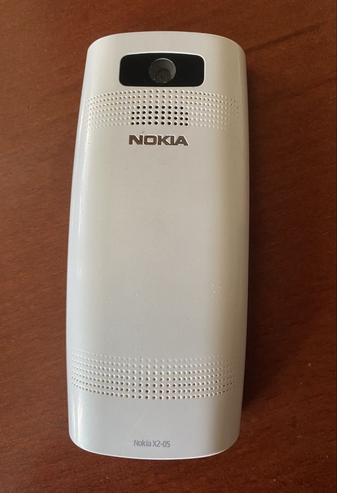 Telemovel nokia X2-05
