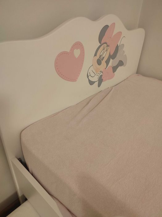 Łóżko MEBLIK Minnie Mouse 90x200 barierka, szuflada z materacem