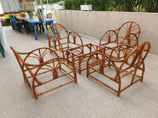 Conjunto de mobiliário exterior/interior em Bambu
