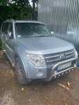 Mitsubishi Pajero - uszkodzony