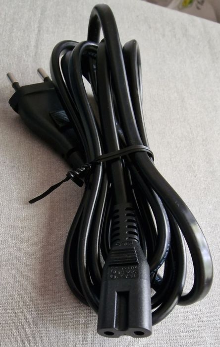 Adaptador e Cabos alimentação Uk/Suíça/EU