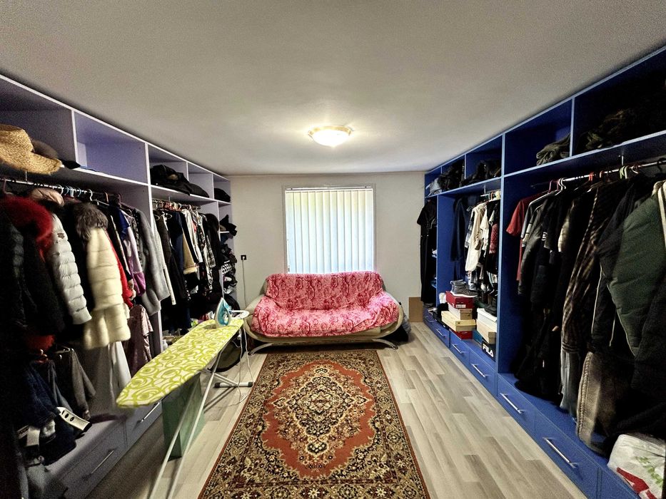 Продам або здам в оренду будинок в селищі Чаплине