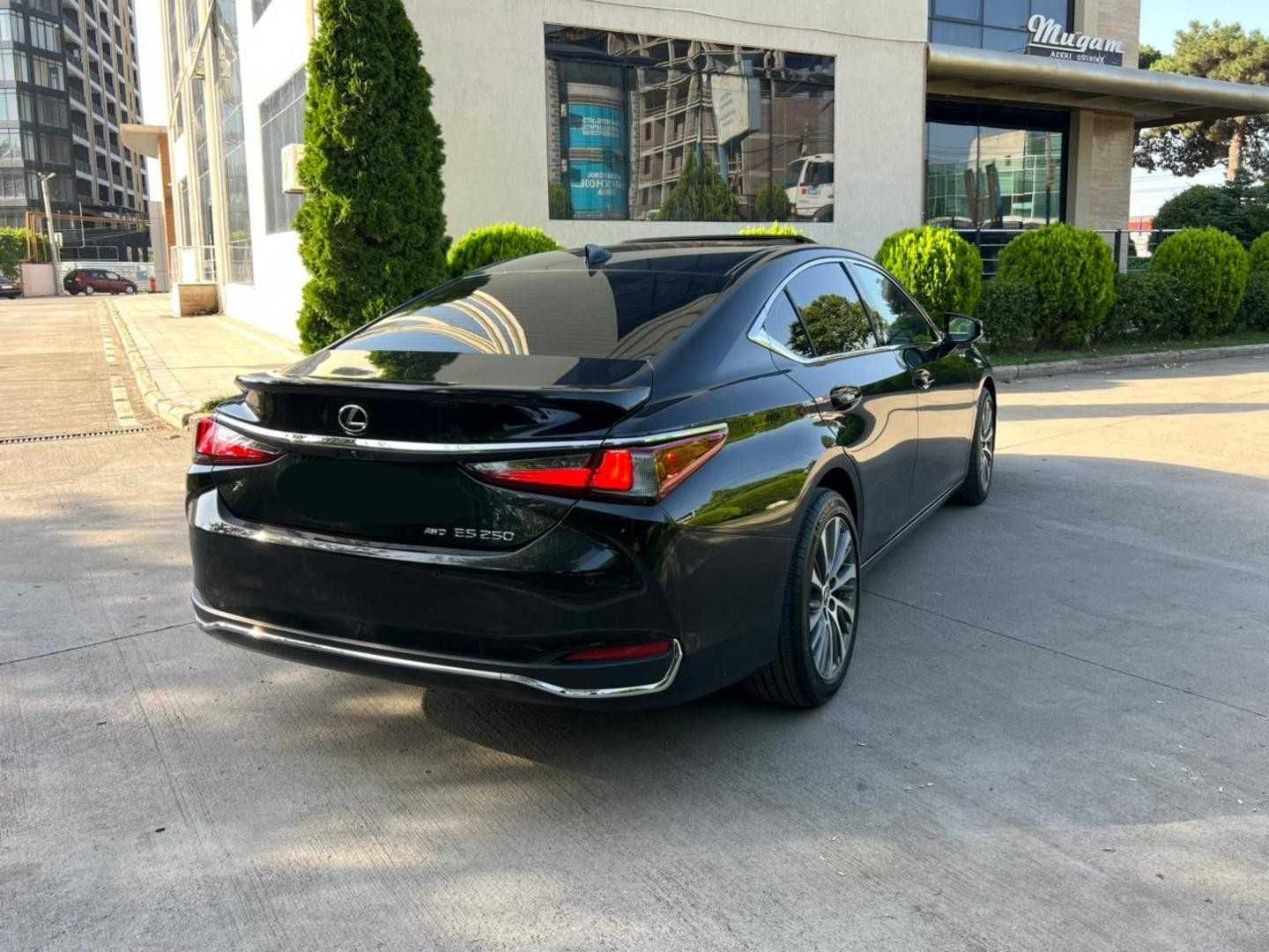 Lexus ES 250 2021 2.5 Лексус ес з США