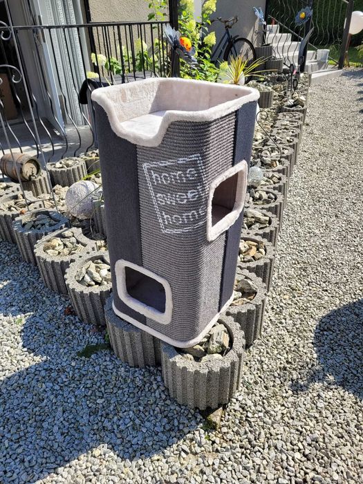 Drapak, domek, tuba dla kota Trixie Jorge