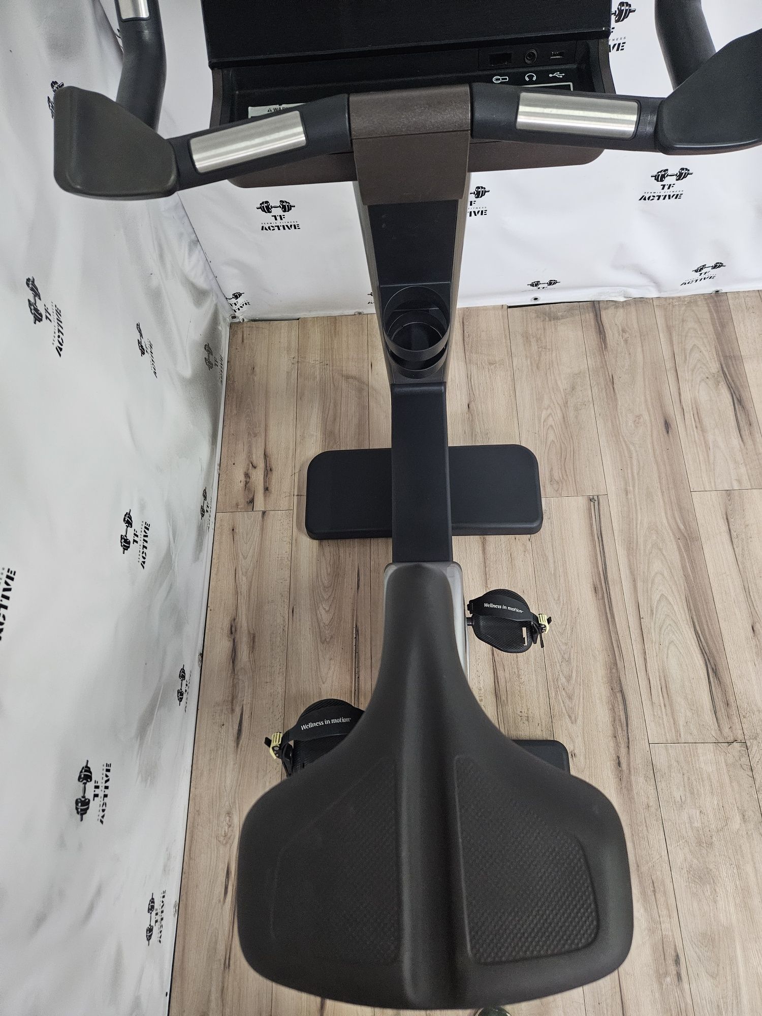 Rower pionowy Technogym Artis unity 3.0