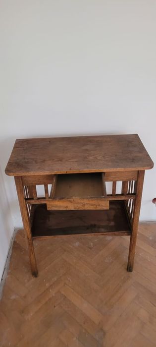 Stolik/pólka drewniana