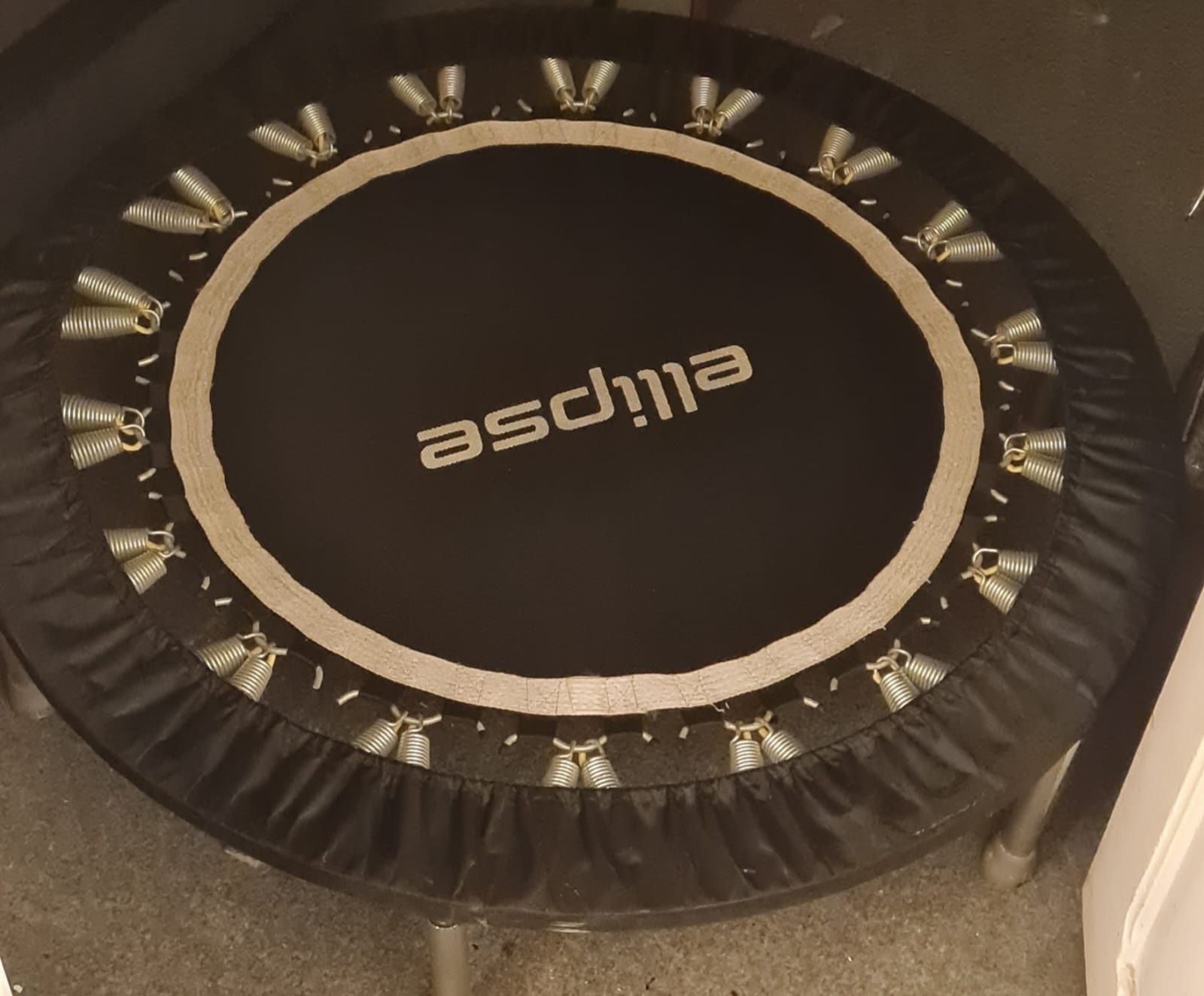 Vende-se trampolim em excelente estado