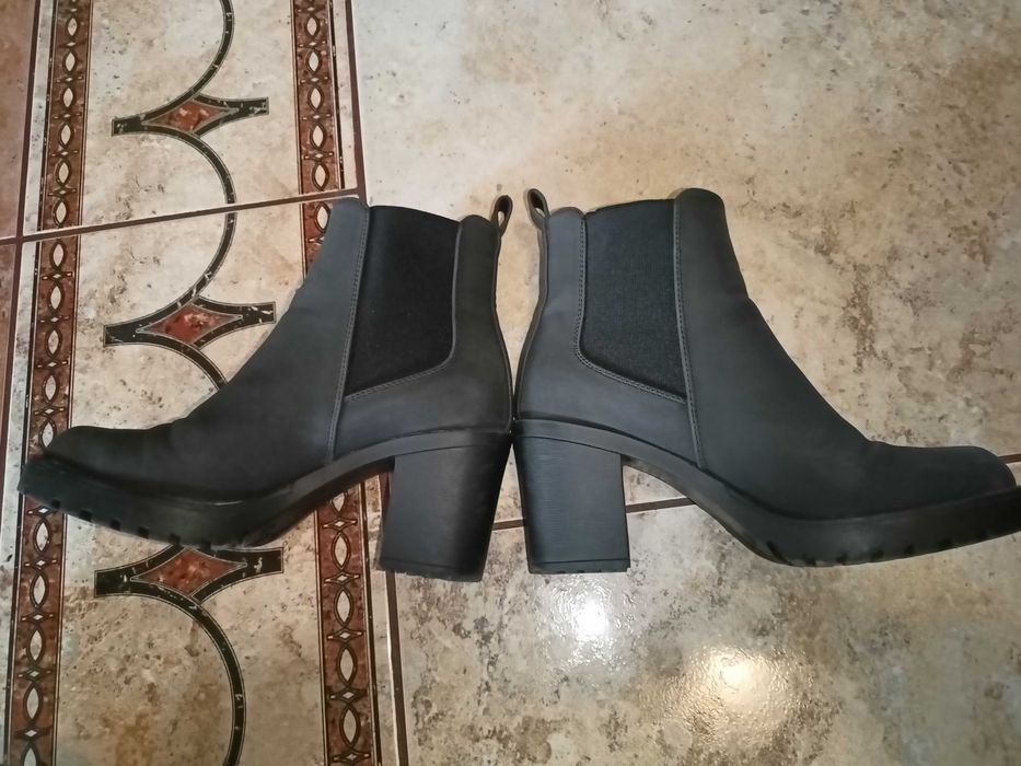 Damskie botki Anna Field  36 rozm