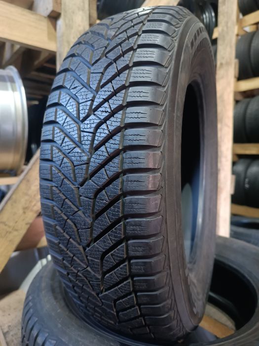 Зимові шини YOKOHAMA 195/65 R15 резина Р15