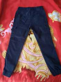 Чорні джинси-джогери на хлопчика розмір 152