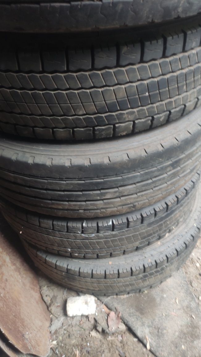 Продам гуму 205 75 r17.5