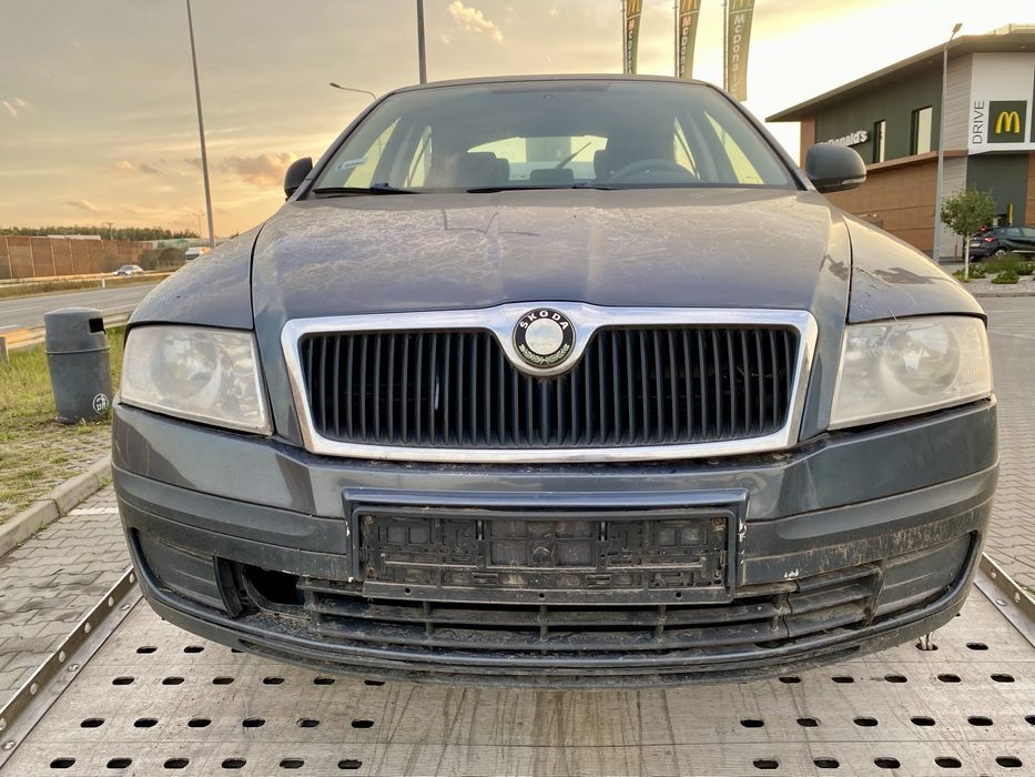 Skoda Octavia II Lift 9153 CZESCI Cala Na Czesci maska zderzak drzwi