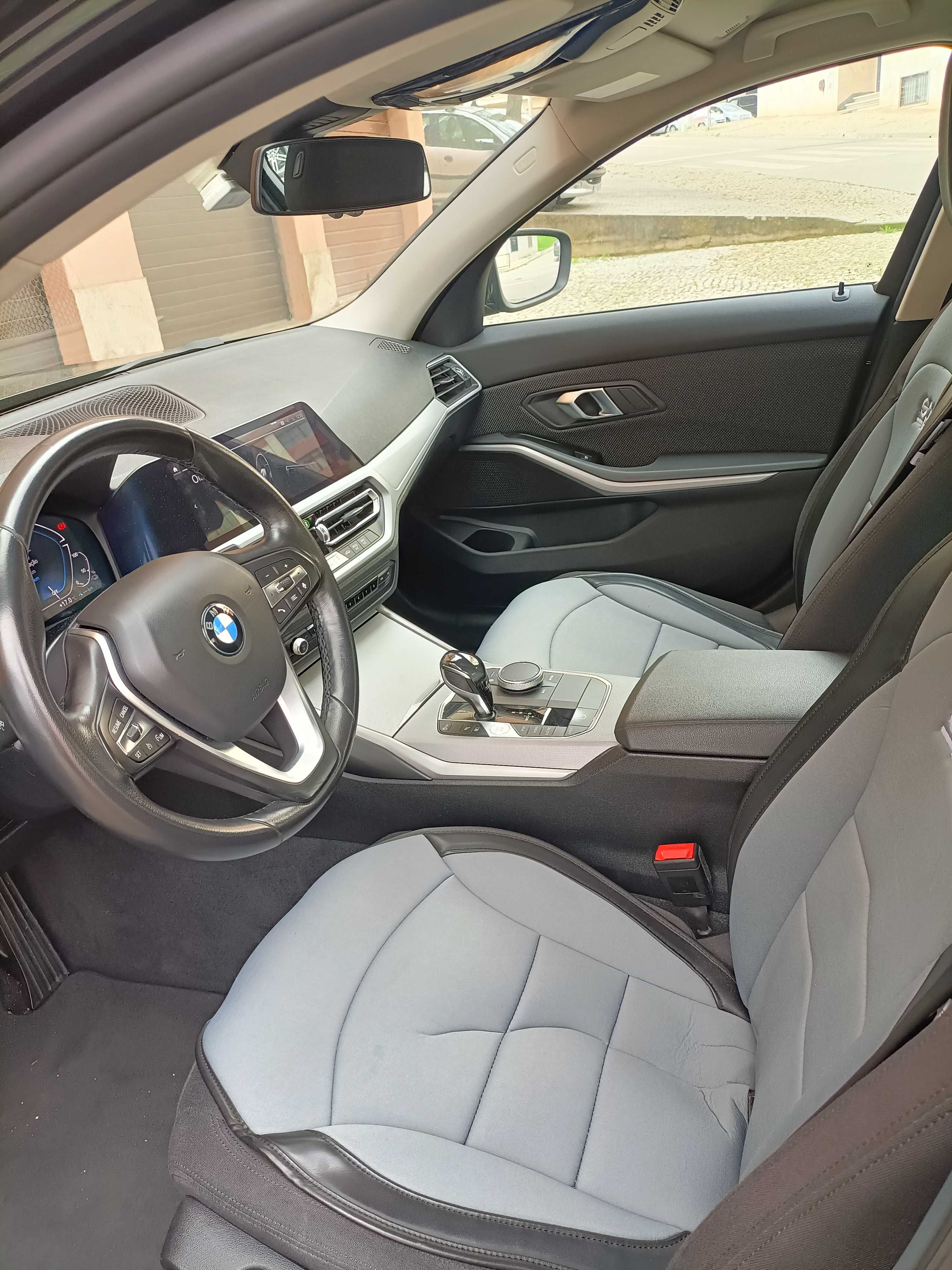 BMW 330e G20 2020